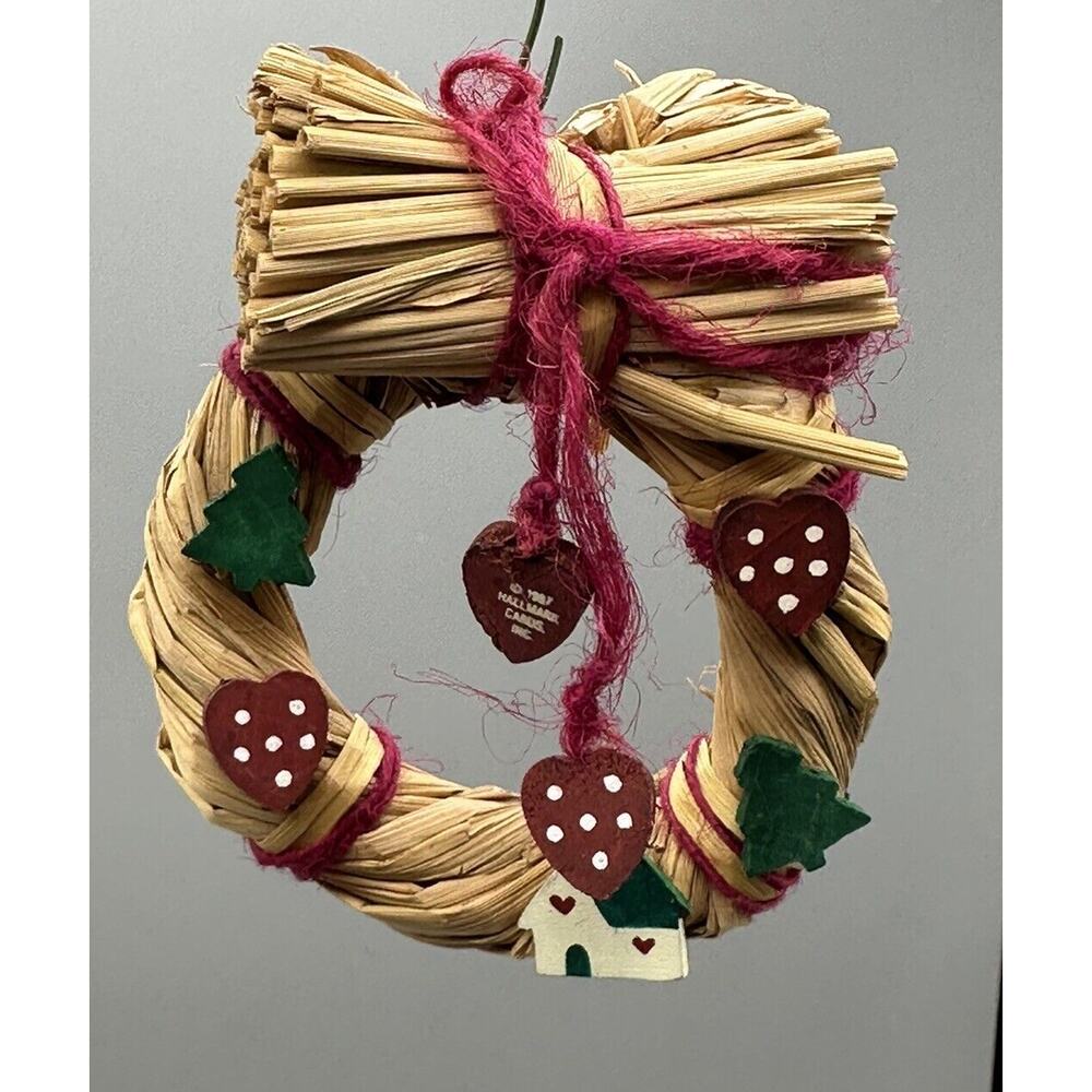 Ornament Hallmark Country Wreath Old Fashion Christmas Collection QX4709 1987